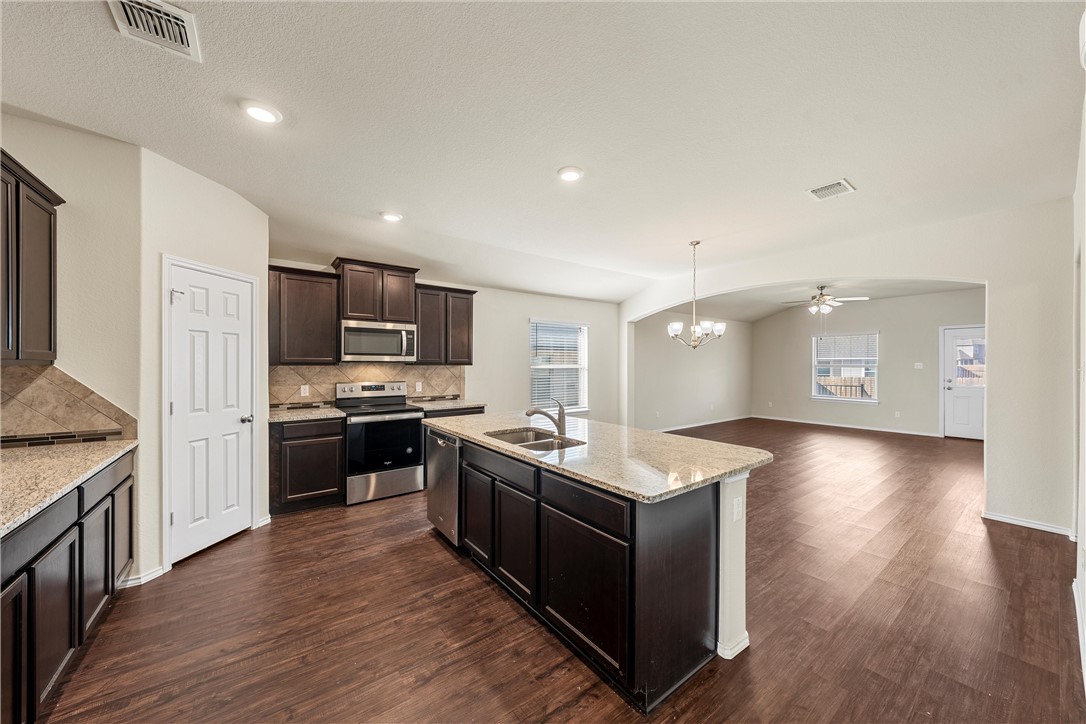 3205 Beutel Road