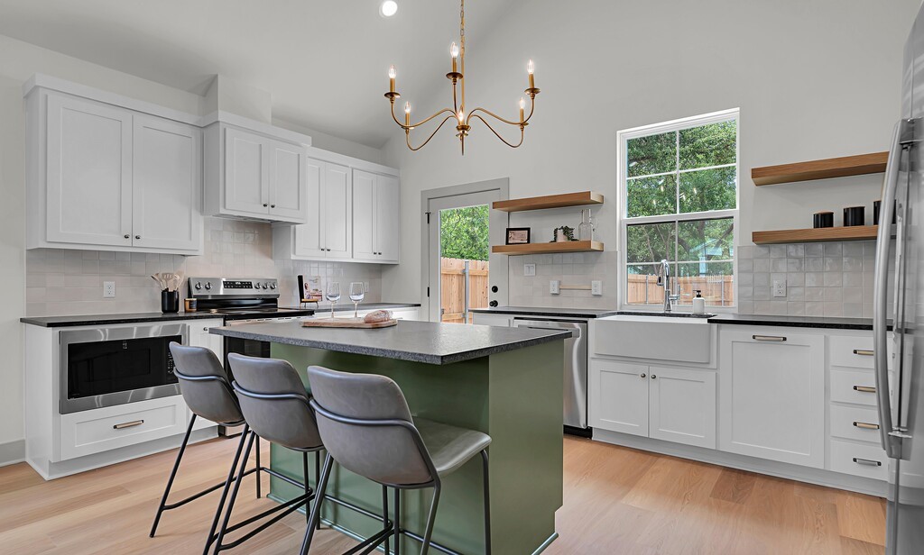 538 Proctor Avenue