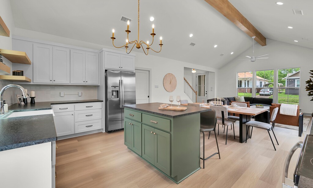 538 Proctor Avenue