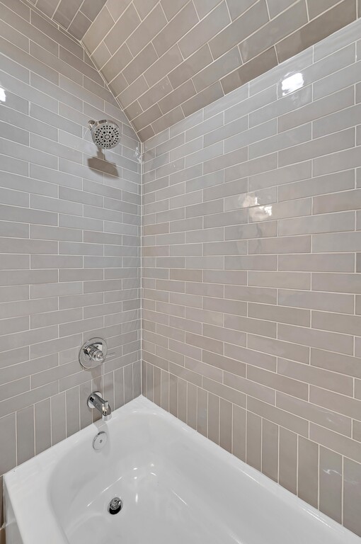 538 Proctor Avenue