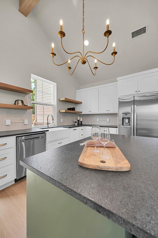 538 Proctor Avenue