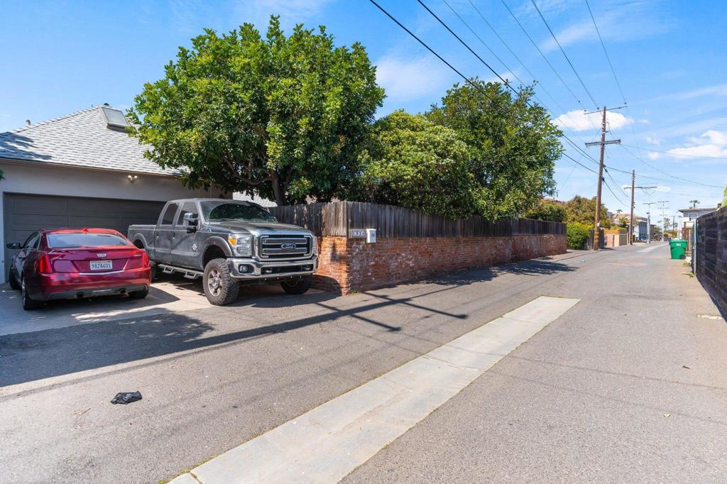 1934 S Pacific Street