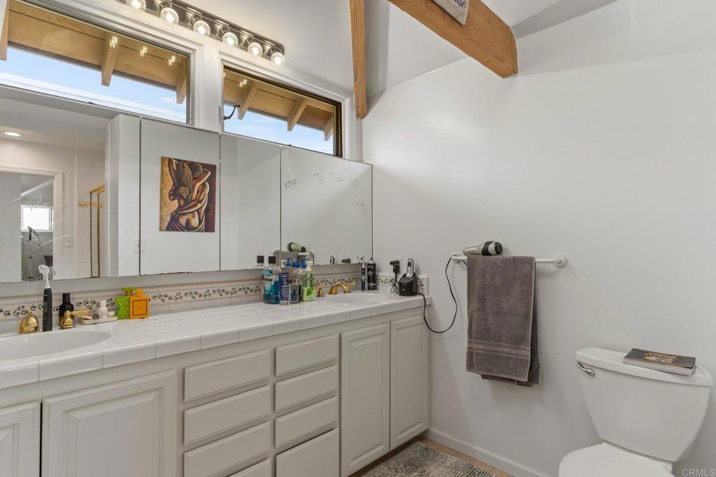 1934 S Pacific Street