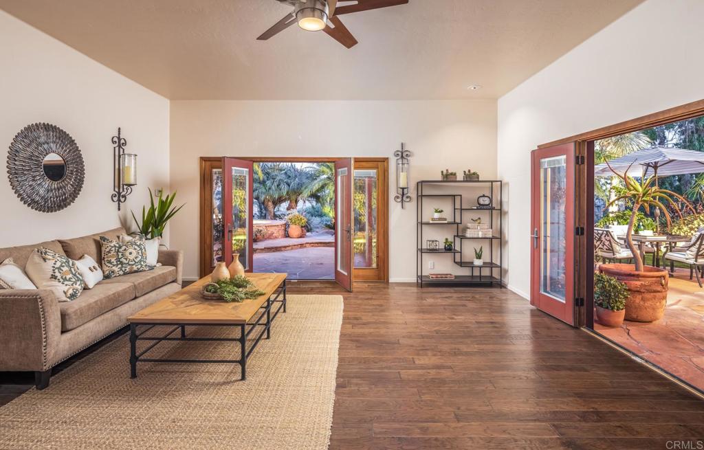 2202 Mountain Vista Dr