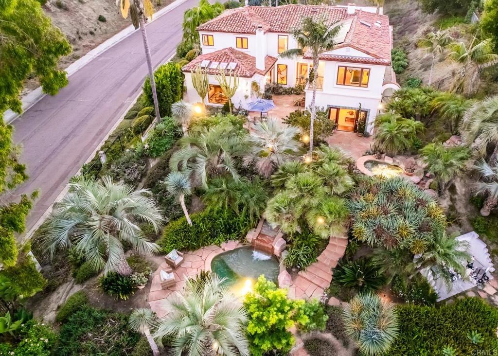 2202 Mountain Vista Dr