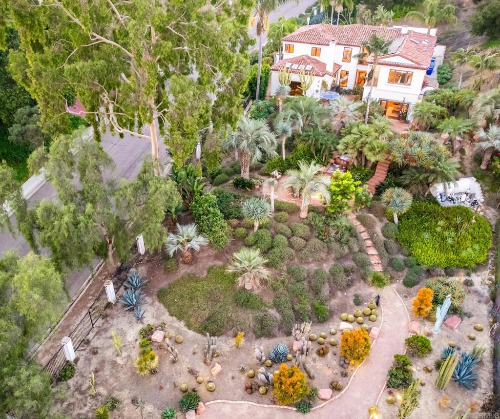 2202 Mountain Vista Dr