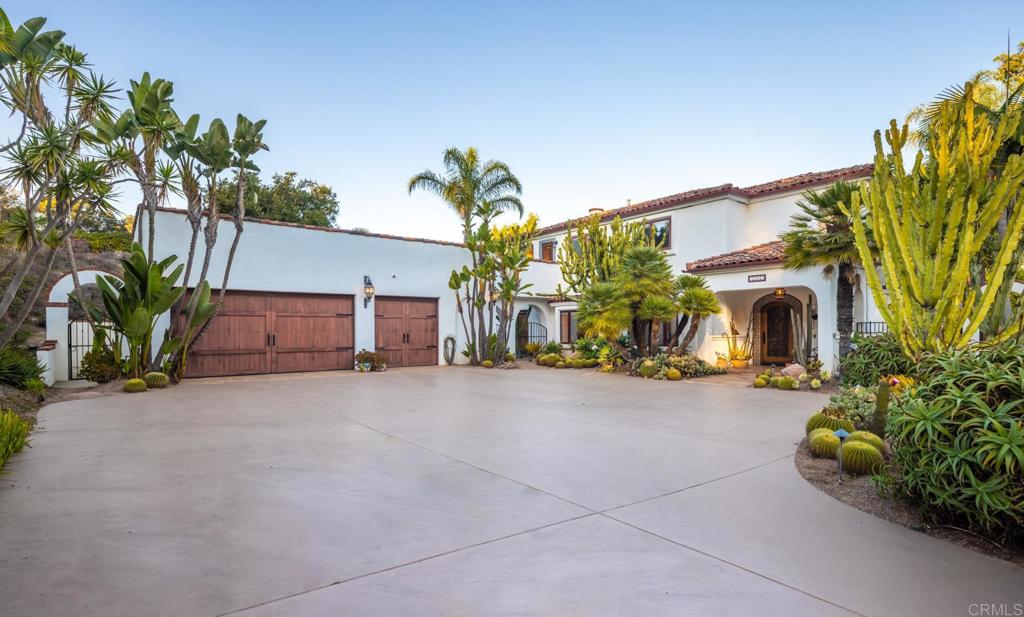 2202 Mountain Vista Dr