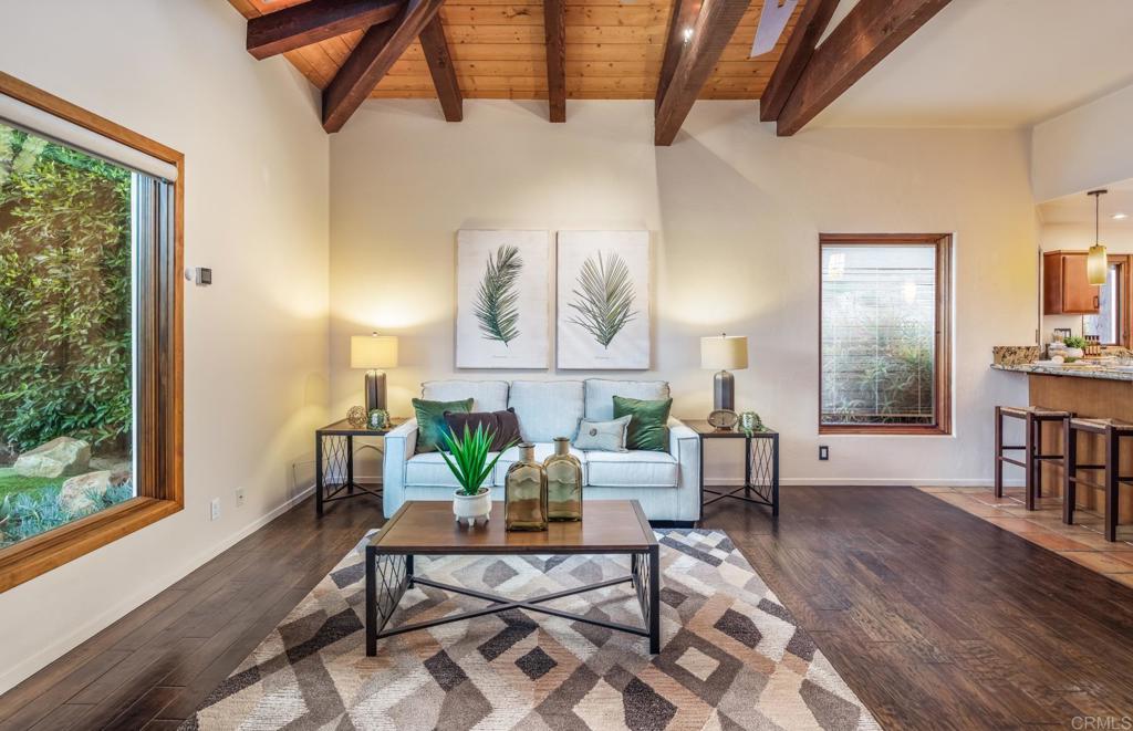 2202 Mountain Vista Dr