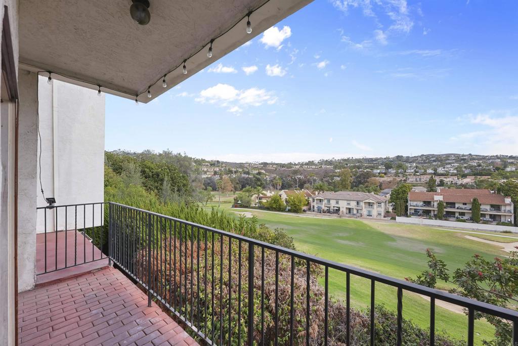 2630 Pirineos Way 14