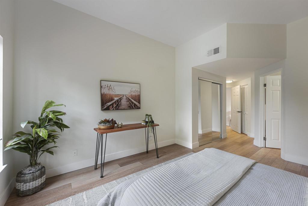 2630 Pirineos Way 14