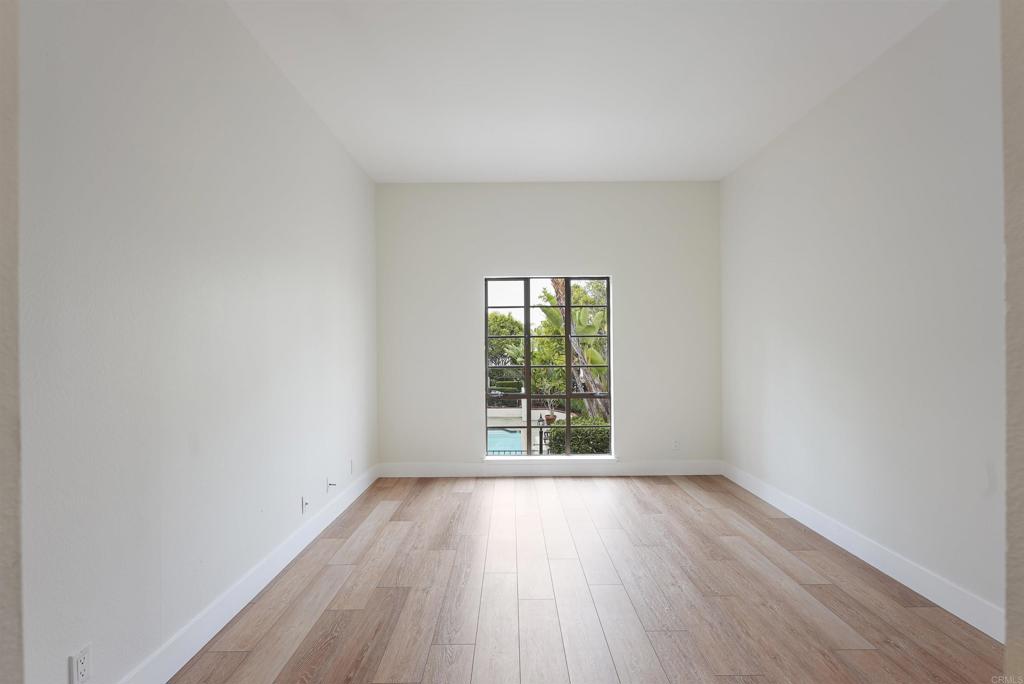 2630 Pirineos Way 14