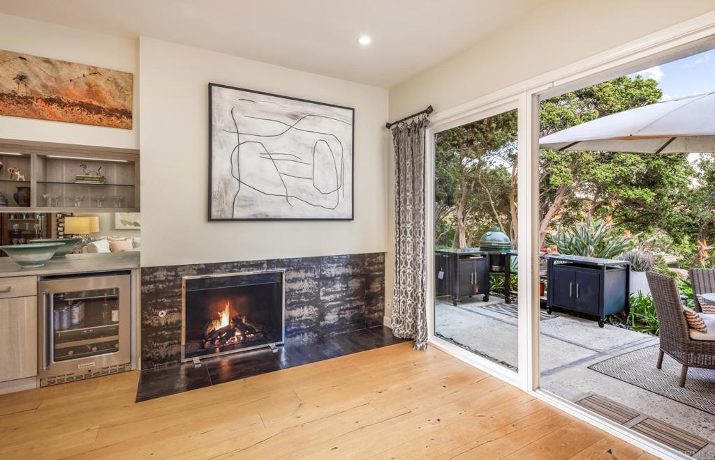 7031 Estrella De Mar Road