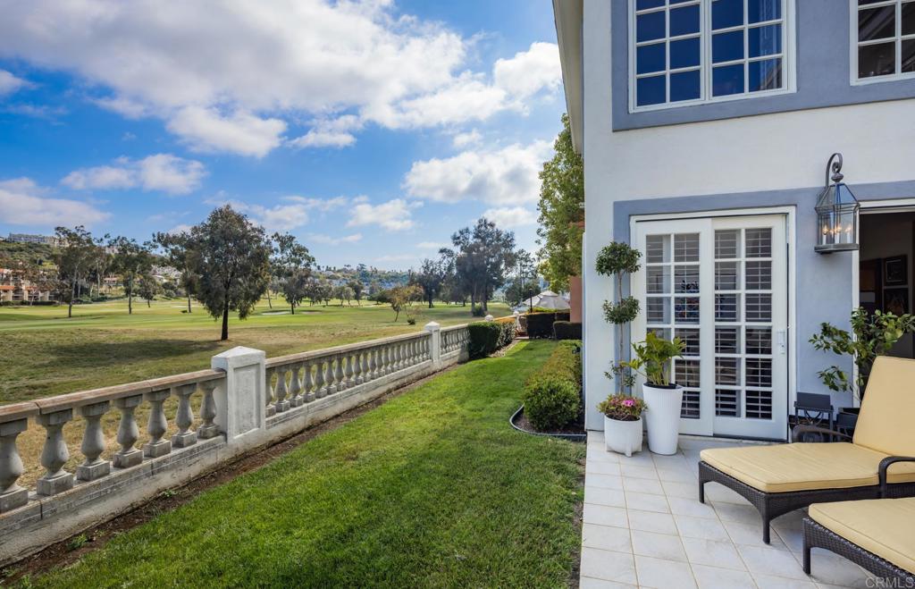 7477 Avenida De Palais