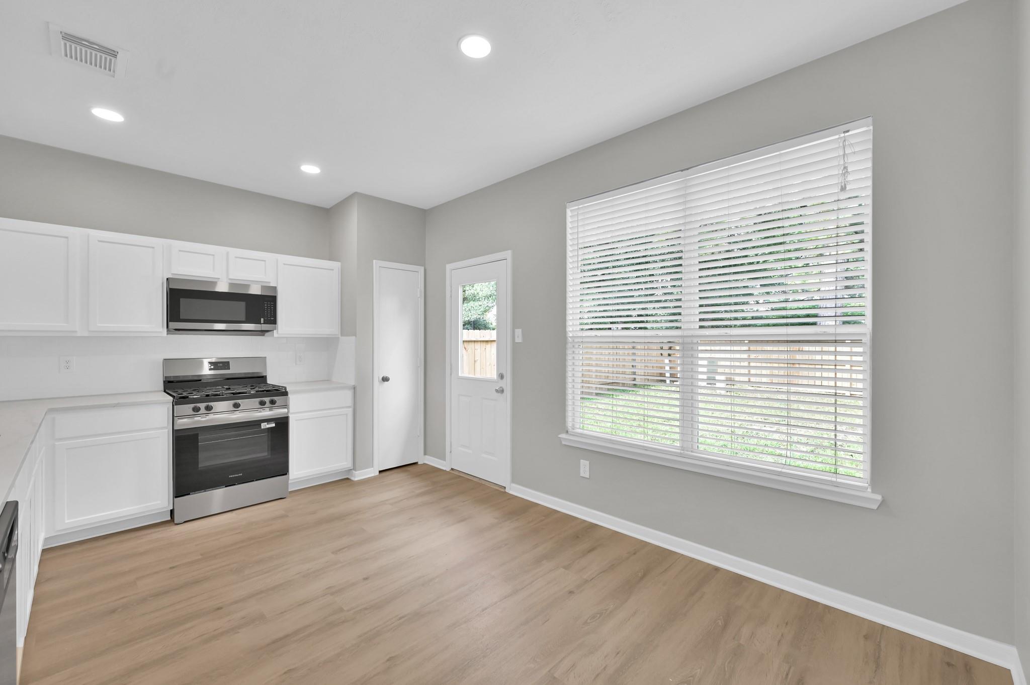 23911 Pinecreek Point