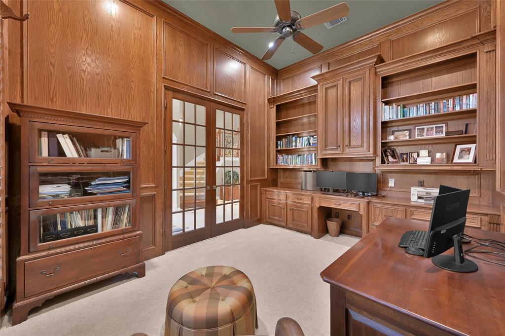 6 Silver Maple Place