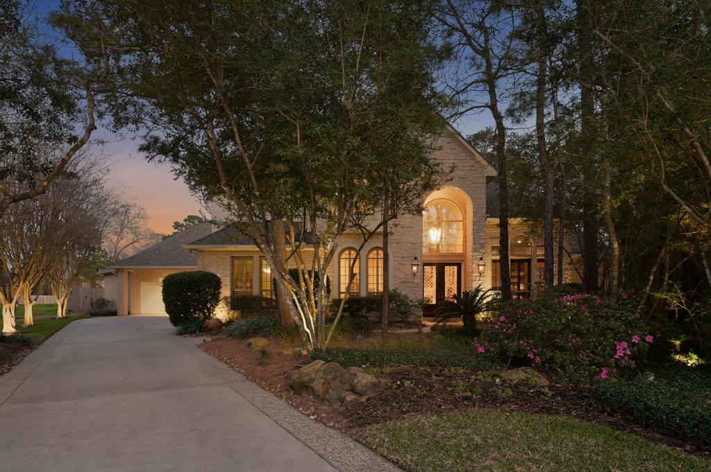6 Silver Maple Place