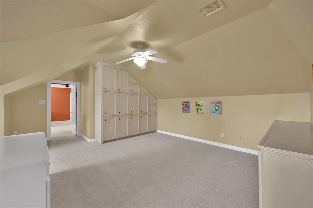 6 Silver Maple Place