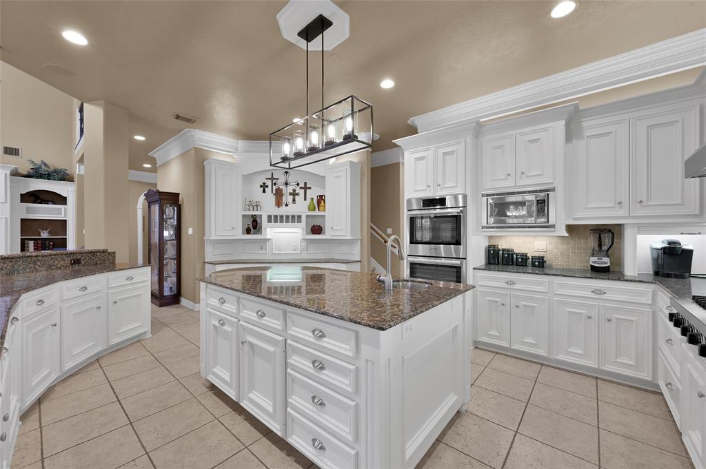 6 Silver Maple Place