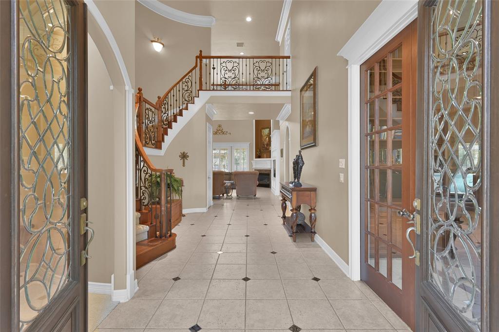 6 Silver Maple Place