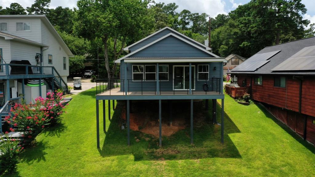 128 Clear Water Street W