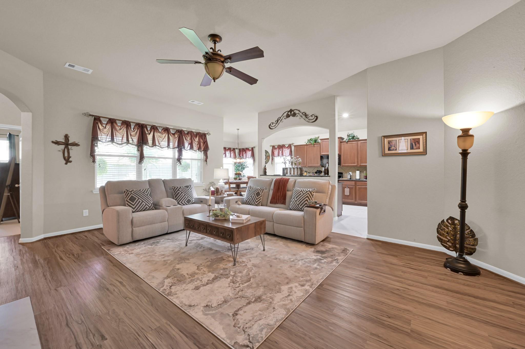 2907 Meadow Tree Lane