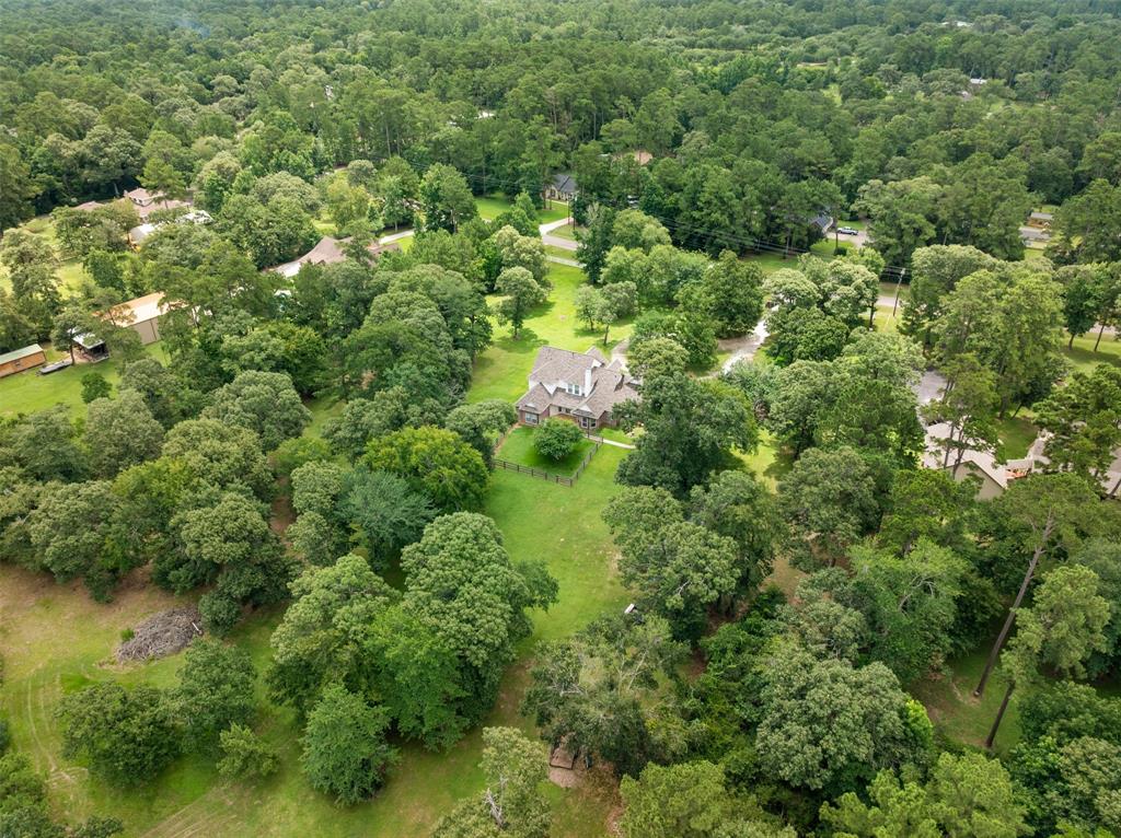 25064 Holly Oaks Court