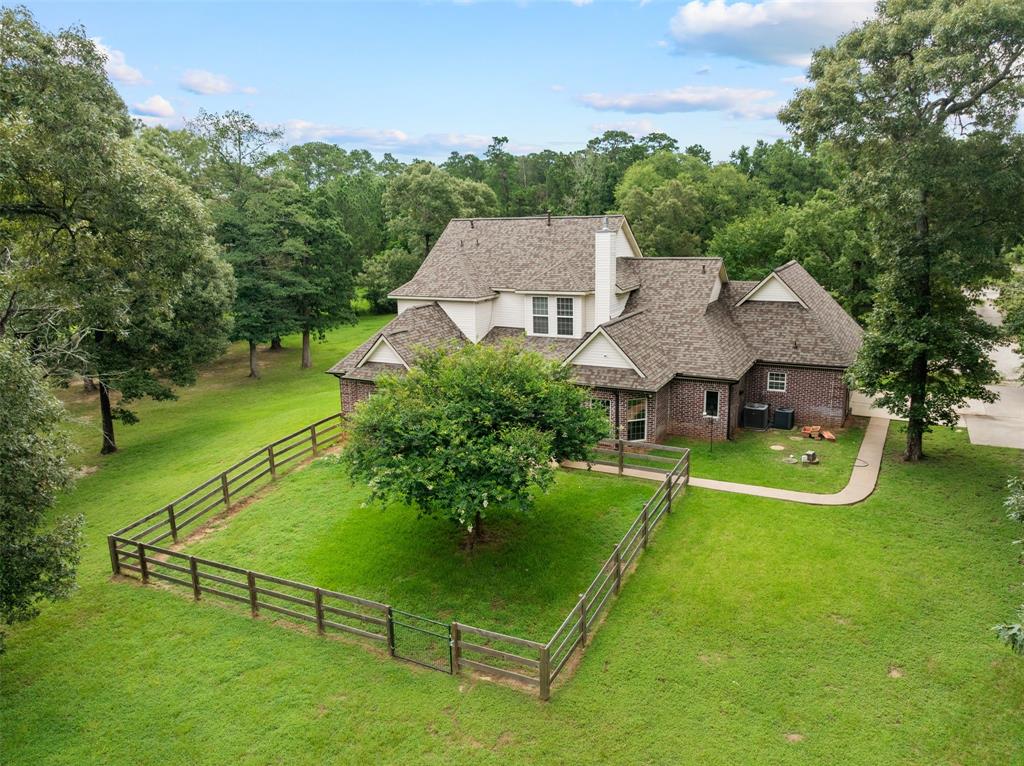 25064 Holly Oaks Court