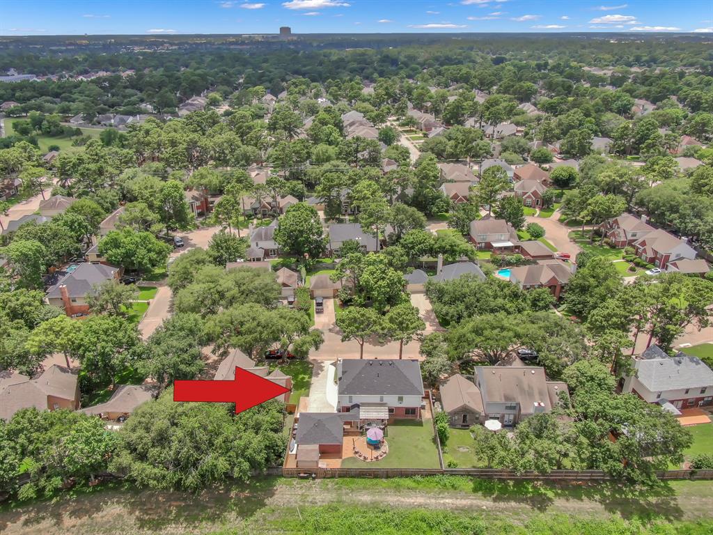 17214 Shadow Valley Drive
