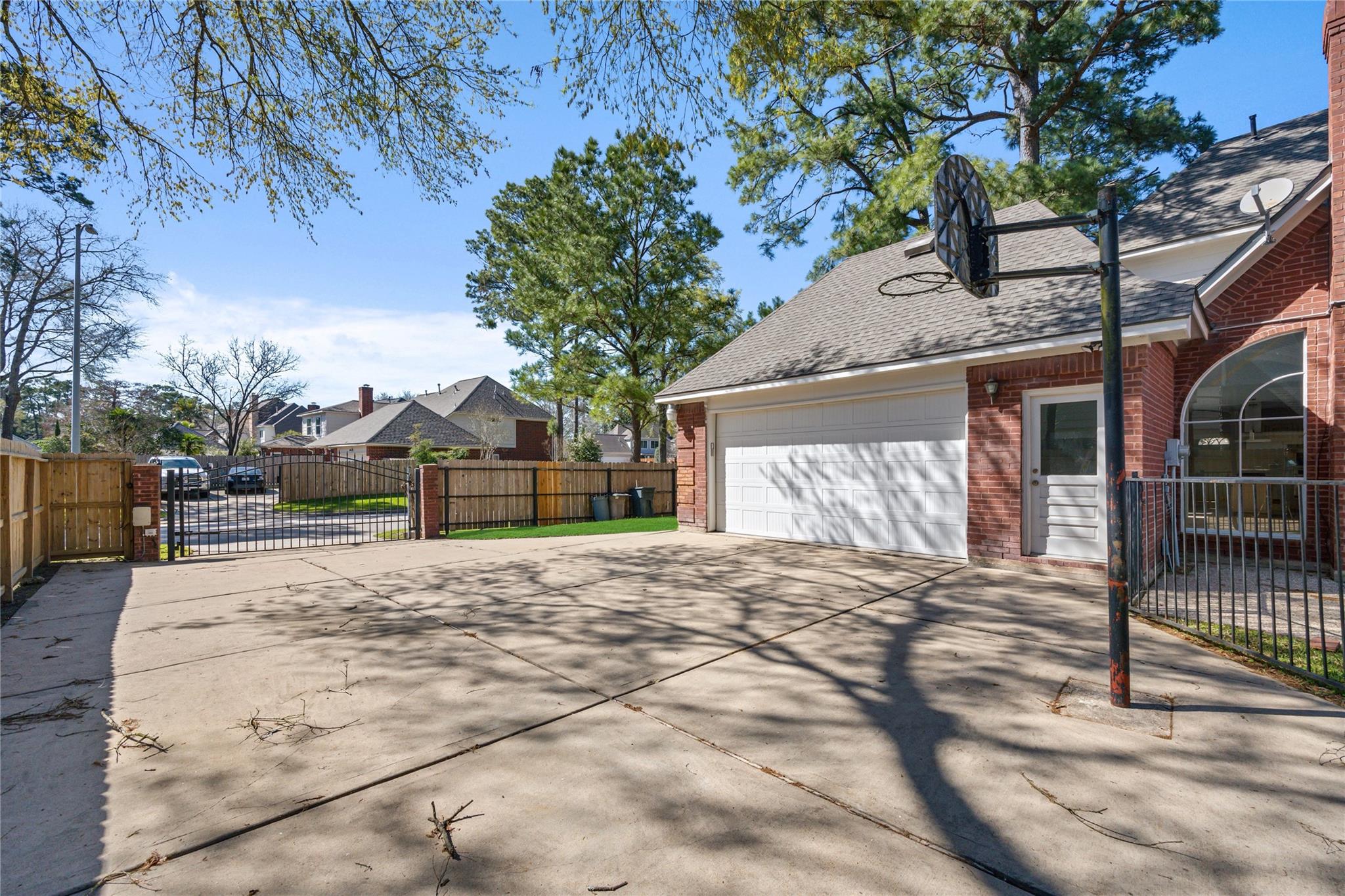 5902 Autumn Dogwood Way