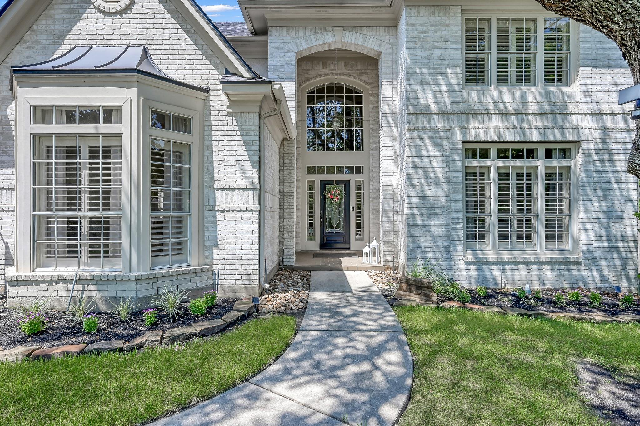 22 Wistful Vista Place