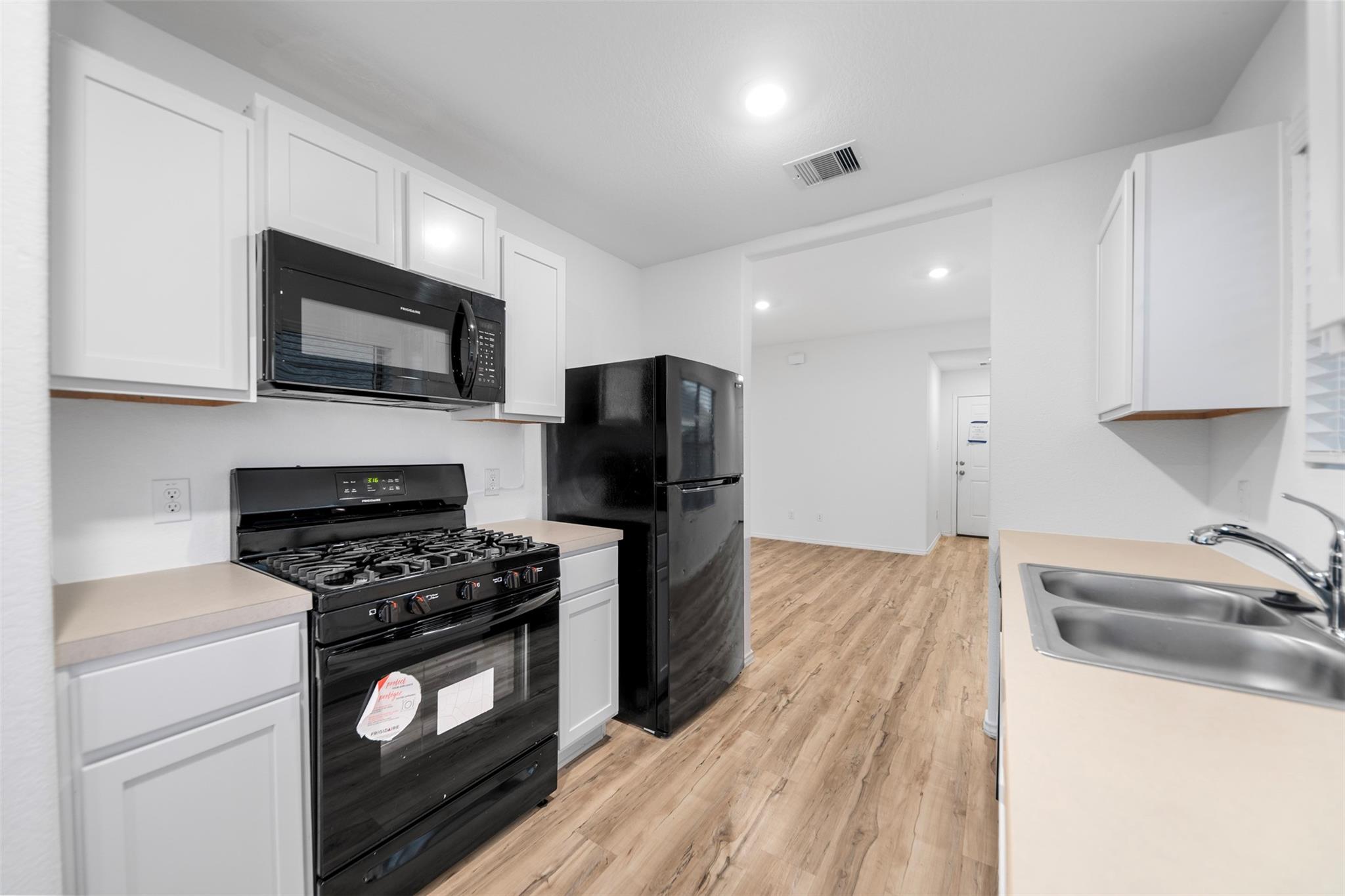 14534 Broadbury Pond Road
