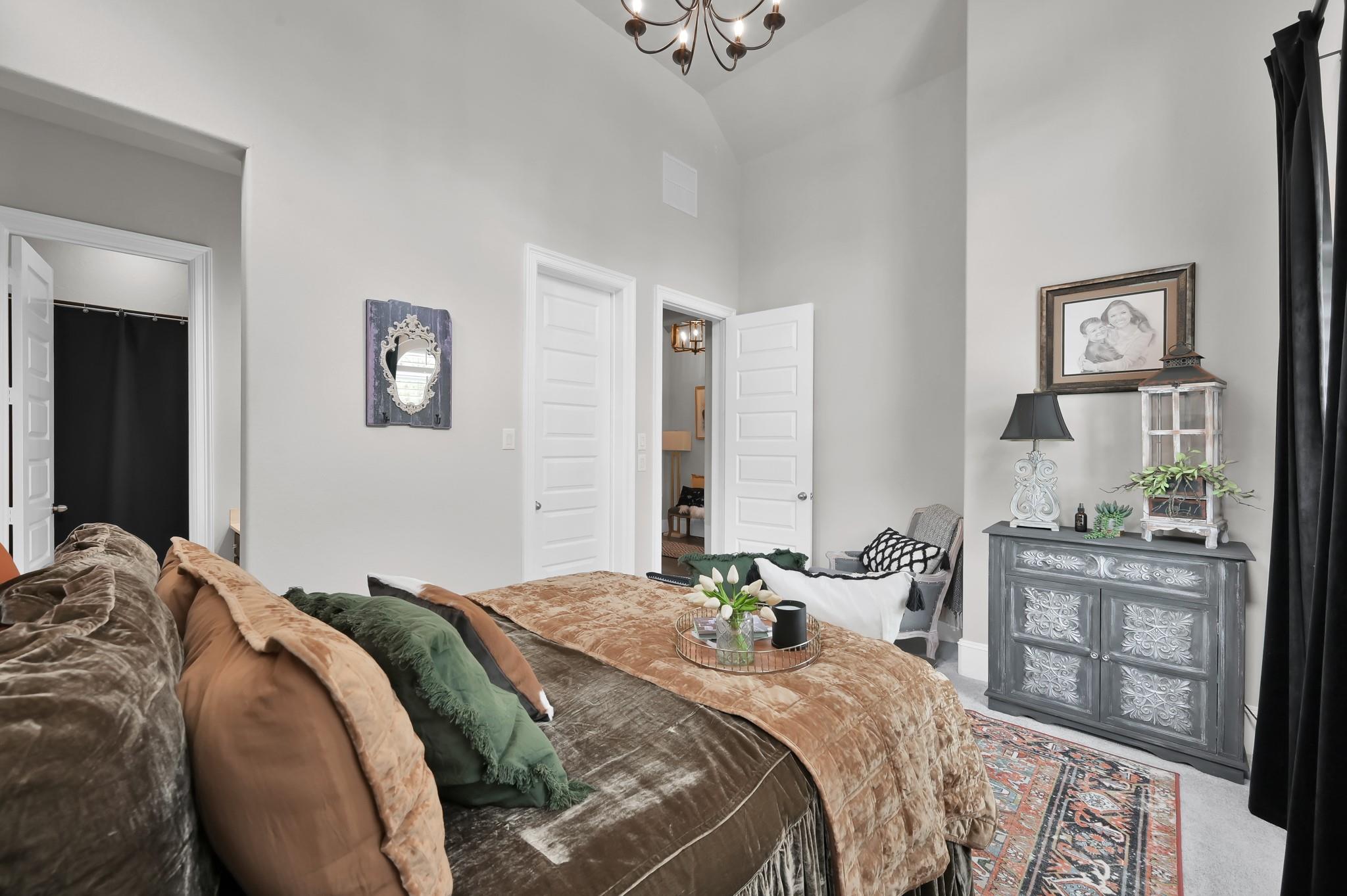 511 Woodsy Pine Court