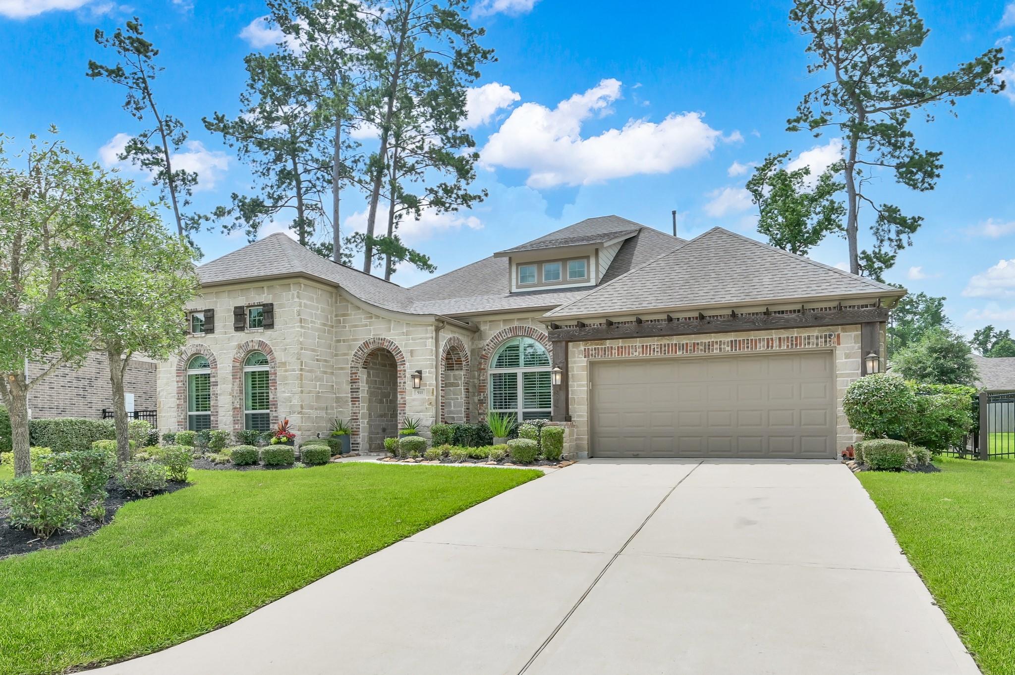 511 Woodsy Pine Court