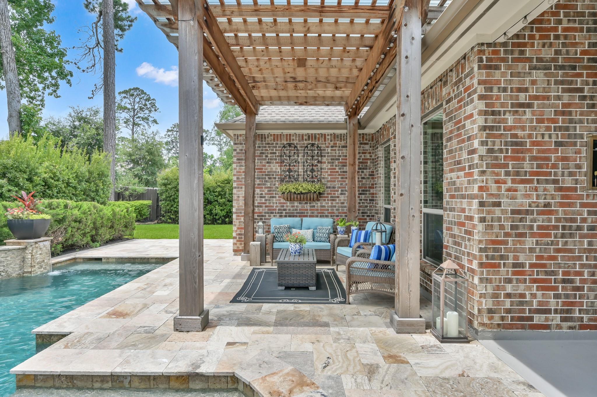 511 Woodsy Pine Court
