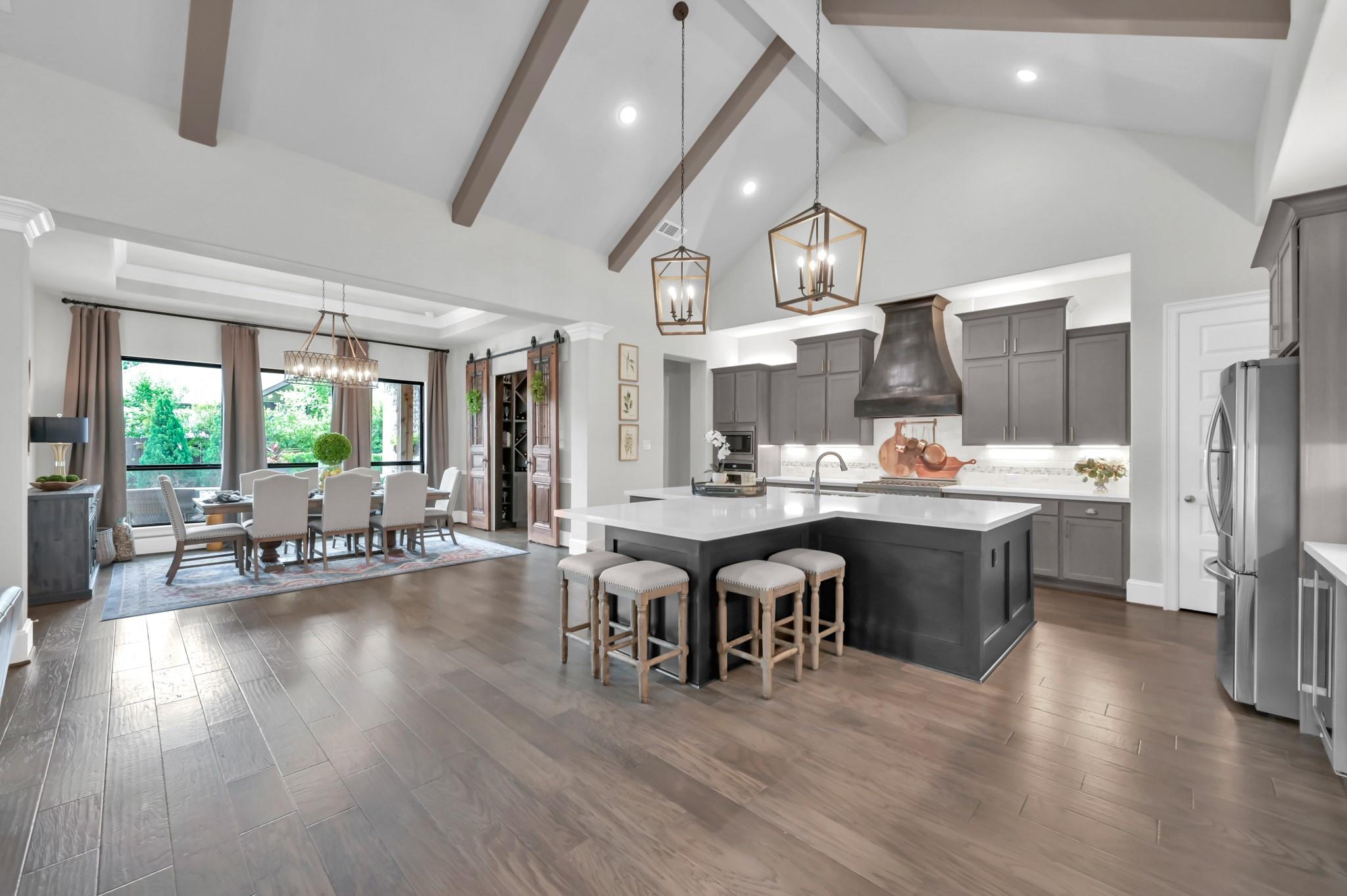 511 Woodsy Pine Court
