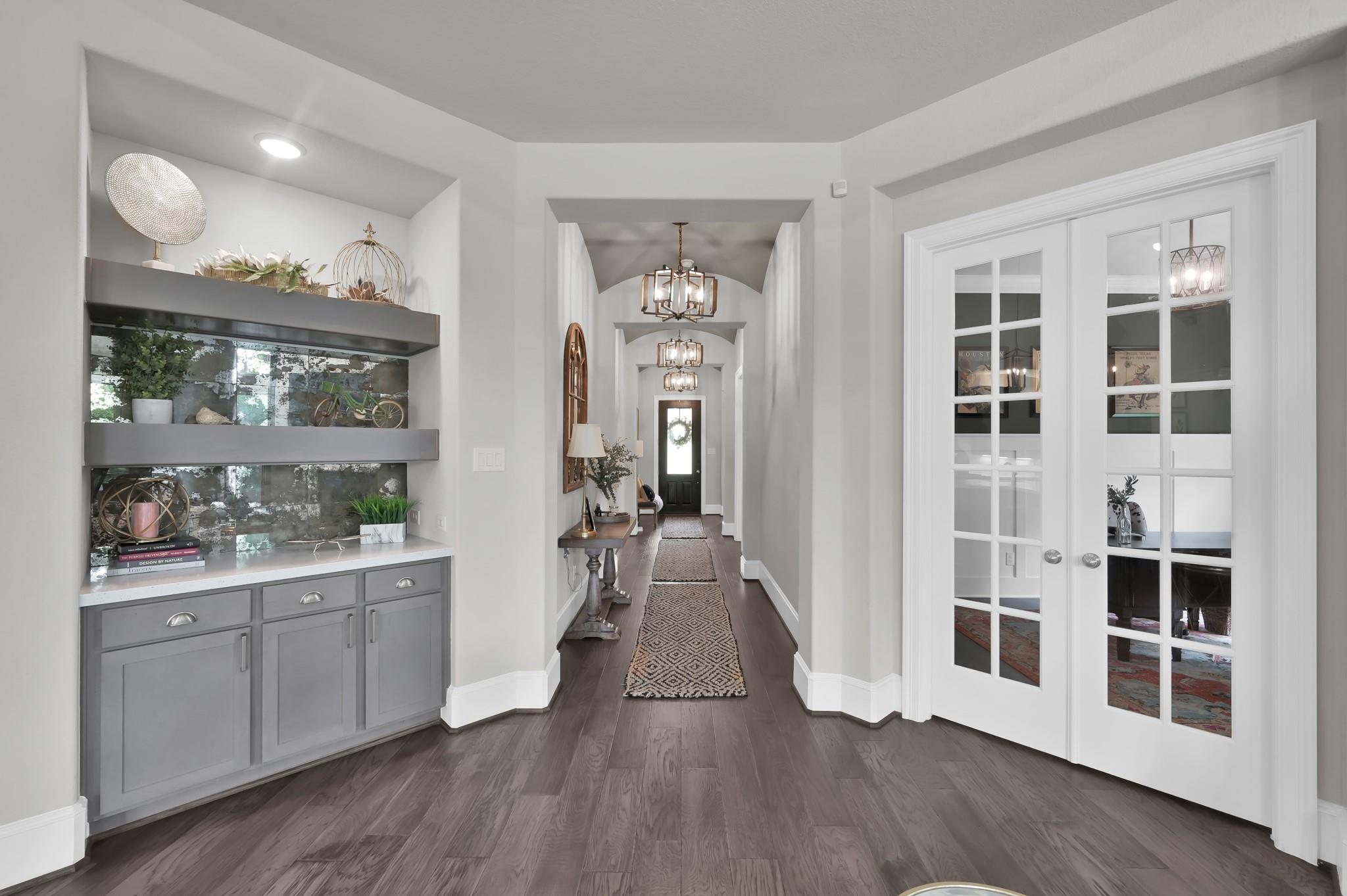 511 Woodsy Pine Court