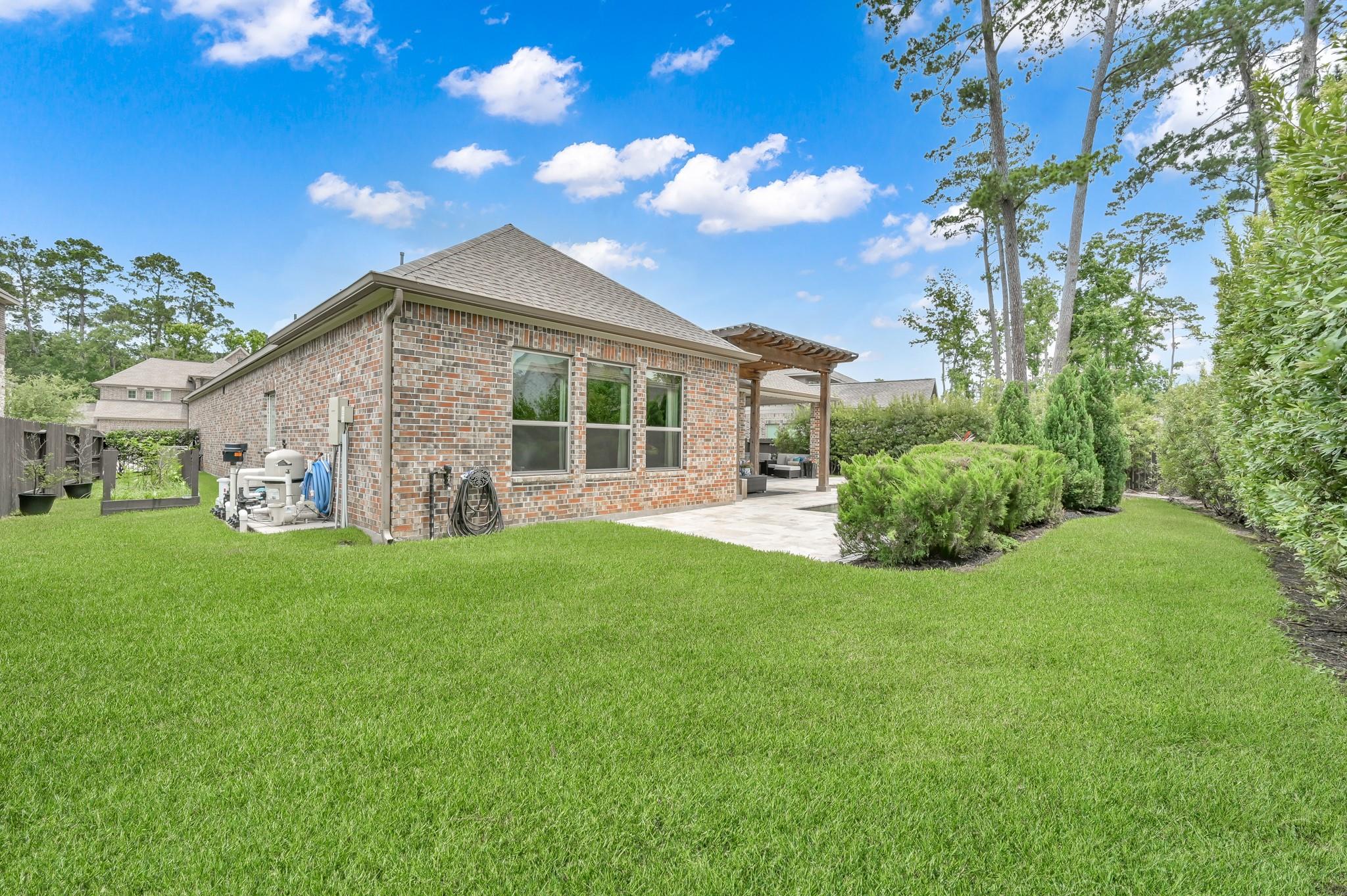 511 Woodsy Pine Court