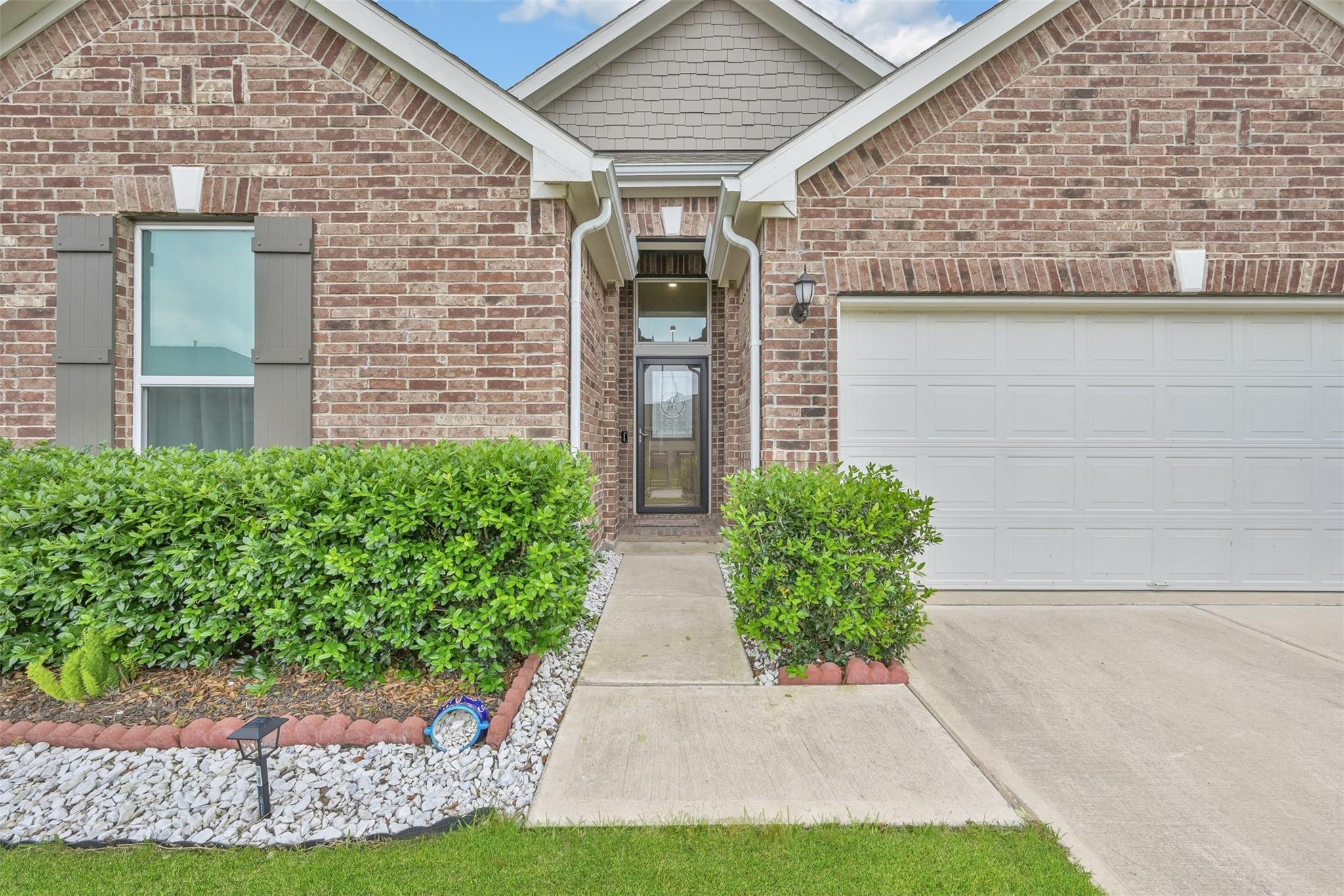 3929 Eagle Nest Lake Lane