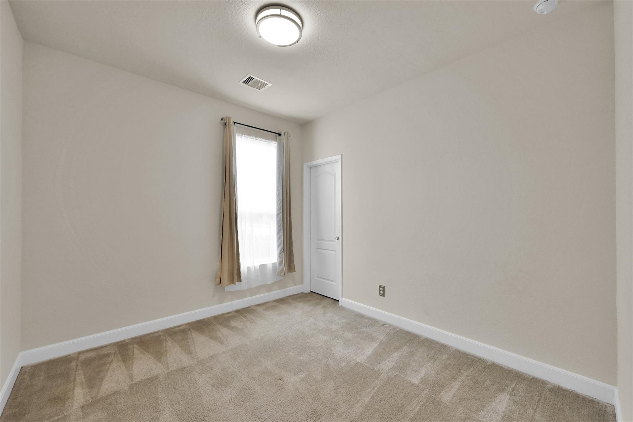 3929 Eagle Nest Lake Lane