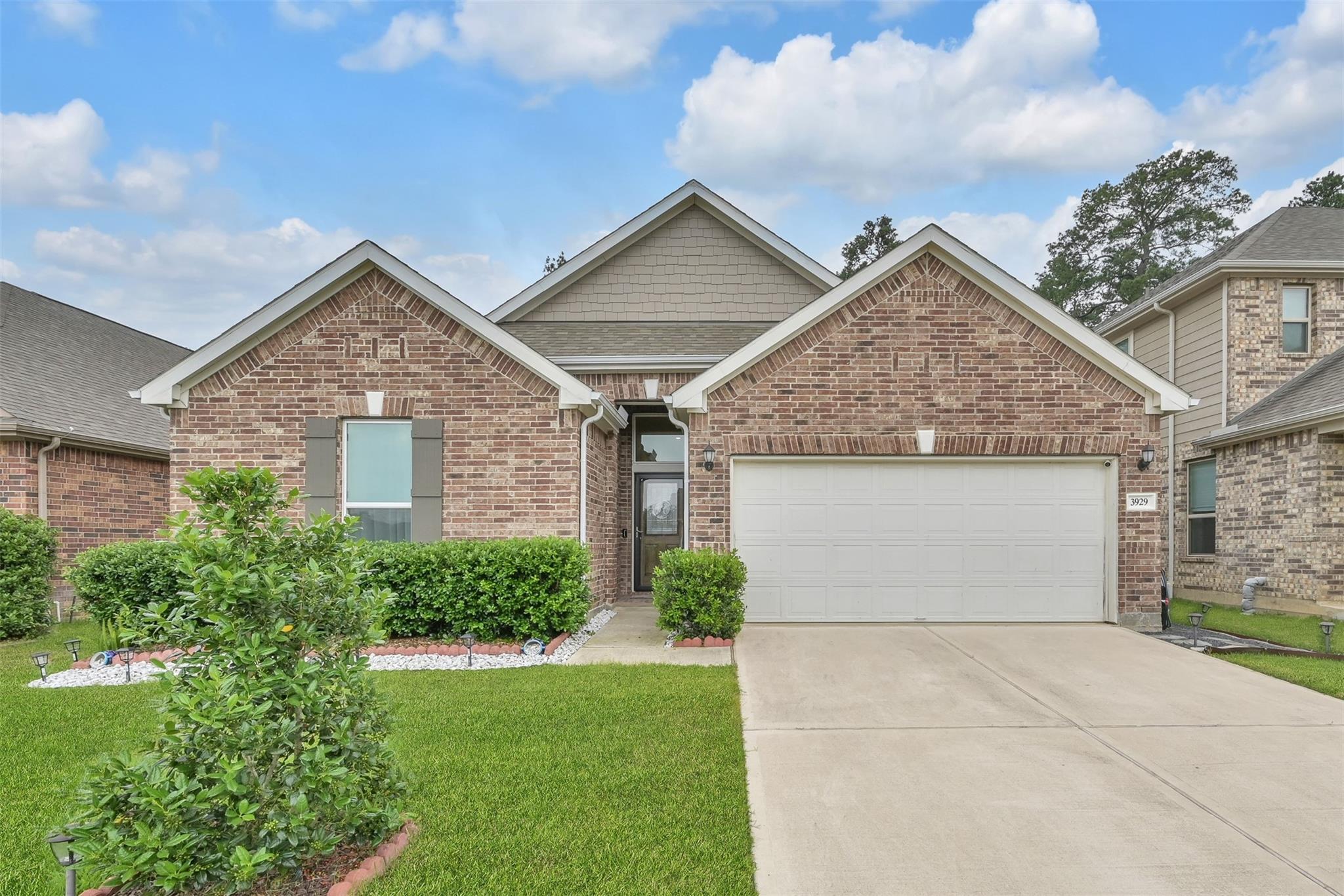 3929 Eagle Nest Lake Lane