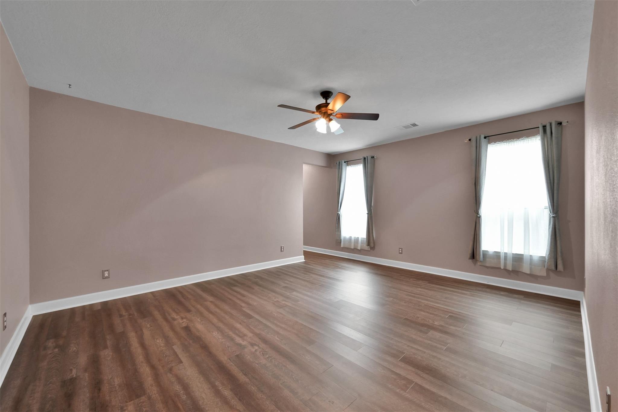 3929 Eagle Nest Lake Lane