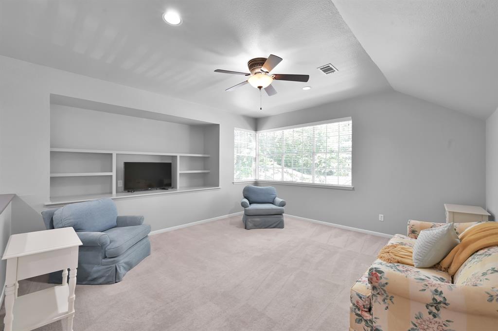 102 Treescape Circle