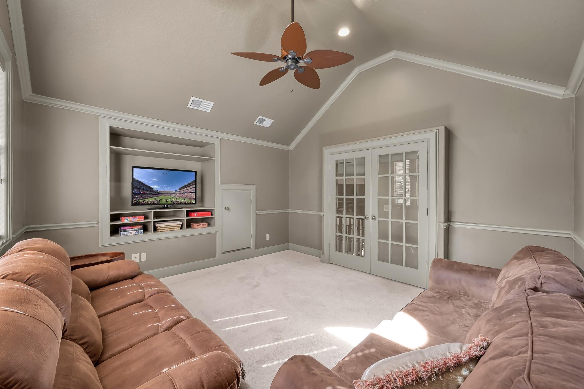 15 Spiceberry Place