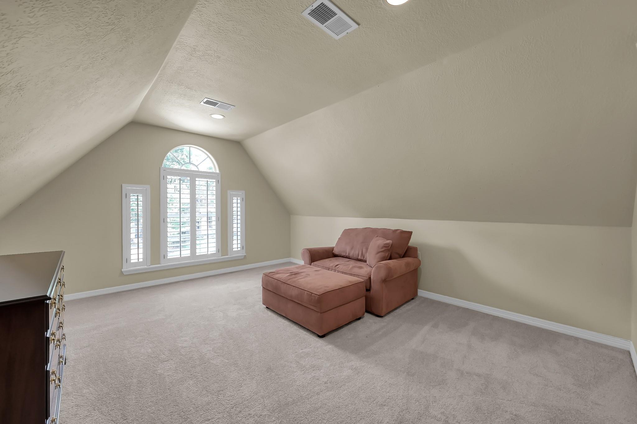 15 Spiceberry Place