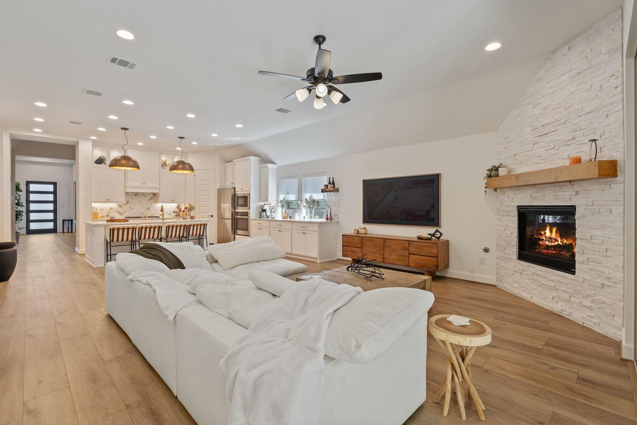 286 Sky Top Drive
