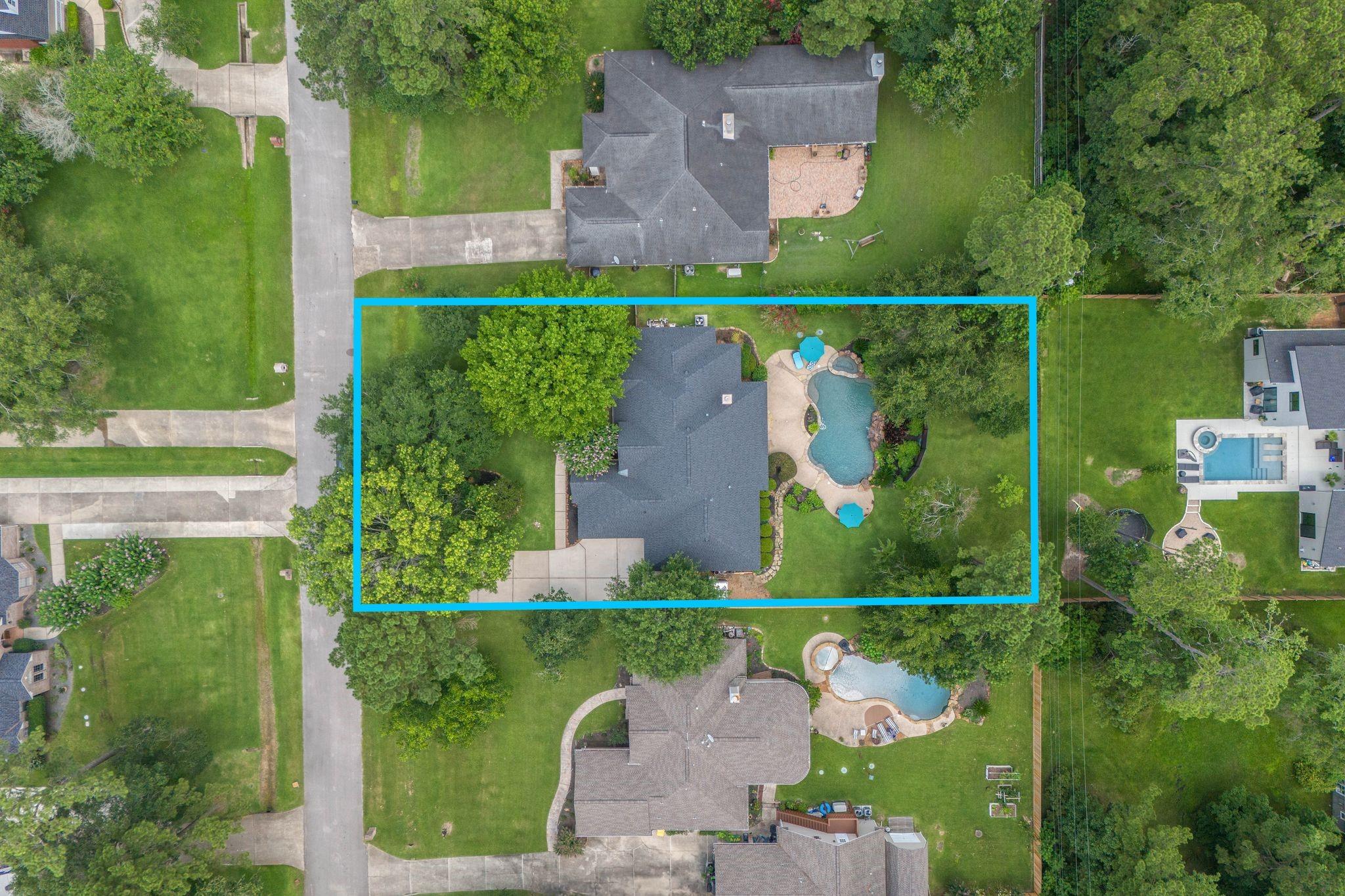 2415 Coachlight Lane
