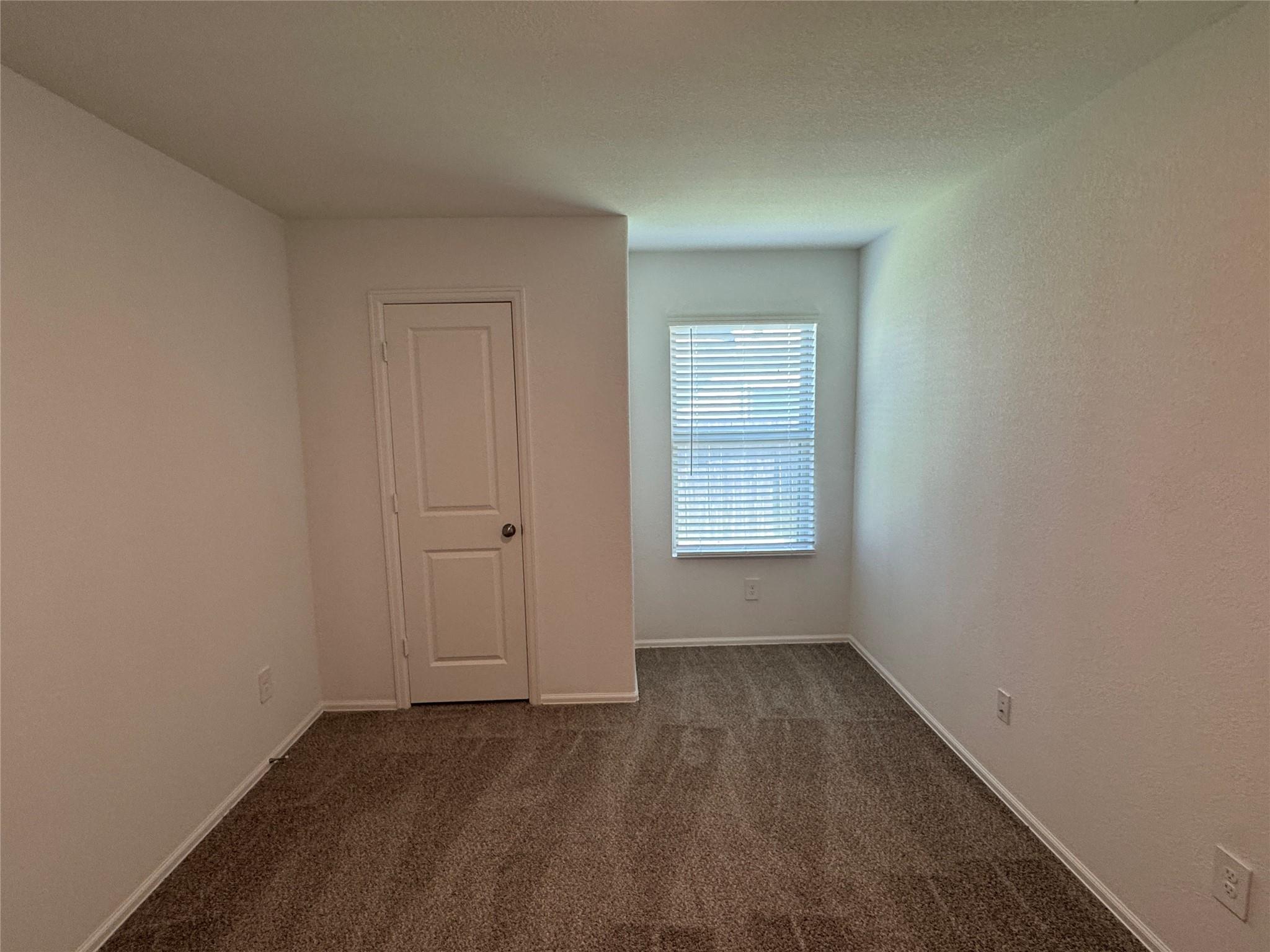 17594 Longwood Trace Lane