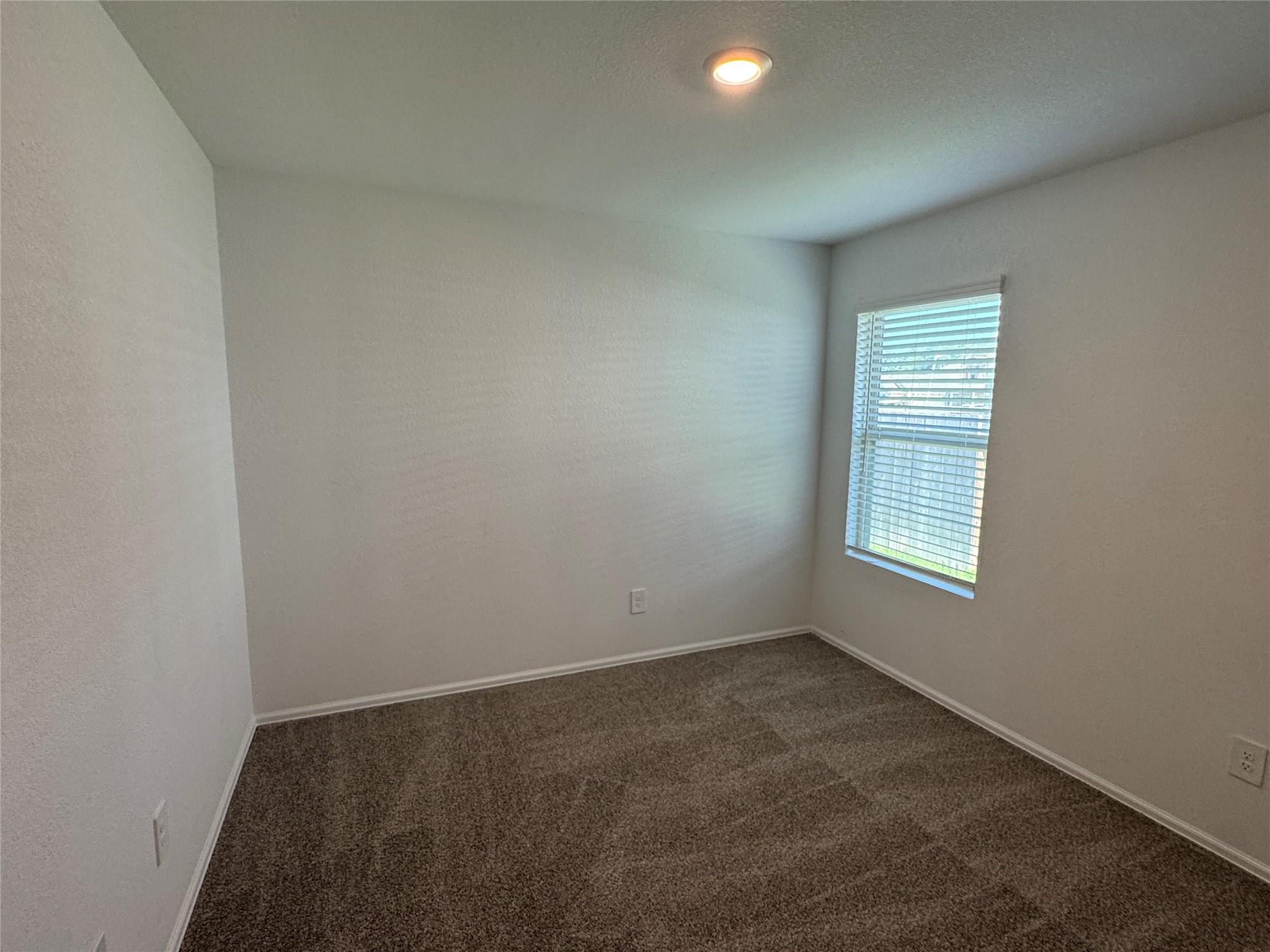 17594 Longwood Trace Lane