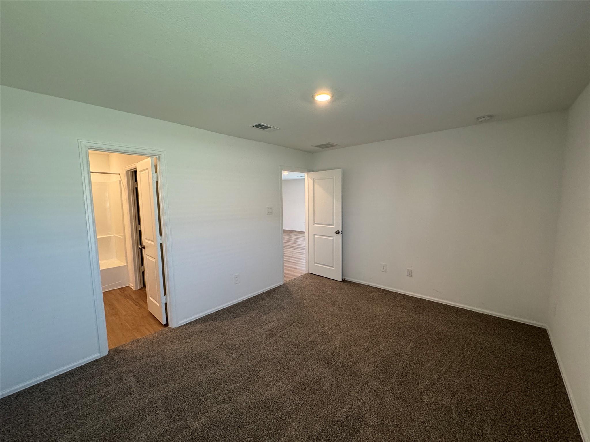17594 Longwood Trace Lane