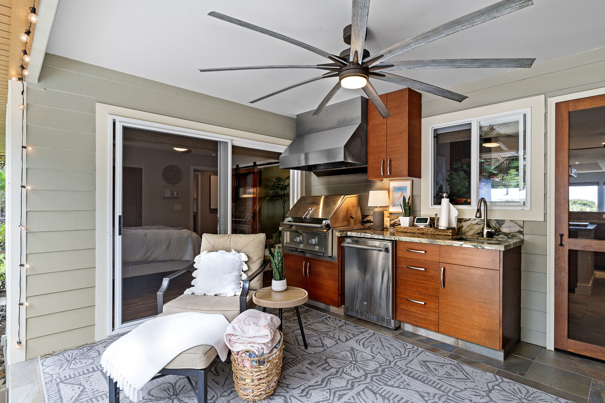 76-6393 PUALANI ST